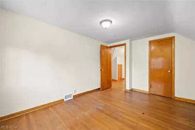 5254 Clinton Avenue, Lorain, OH 44055 - Photo 27