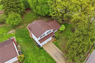 2445 Olentangy Dr, Akron, OH 44333 - Photo 3