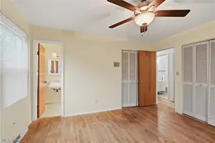 2445 Olentangy Dr, Akron, OH 44333 - Photo 29