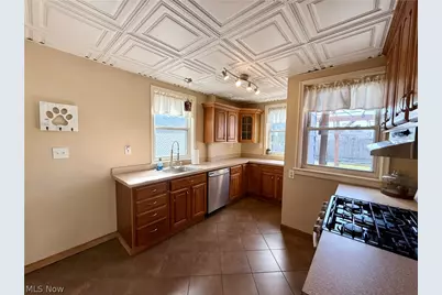 14931 Lakewood Heights Boulevard, Oakwood, OH 44107 - Photo 7