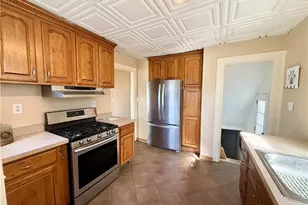 14931 Lakewood Heights Blvd, Oakwood, OH 44107 - Photo 9