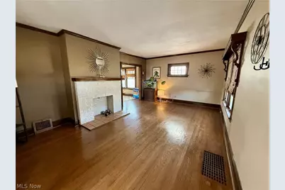 14931 Lakewood Heights Boulevard, Oakwood, OH 44107 - Photo 3