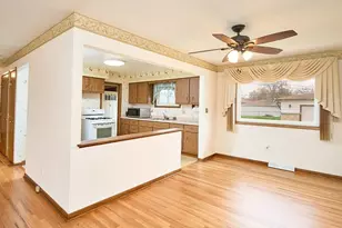 12101 Tucson Dr, Parma, OH 44130 - Photo 13