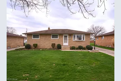 12101 Tucson Drive, Parma, OH 44130 - Photo 1