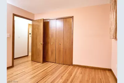 12101 Tucson Drive, Parma, OH 44130 - Photo 25