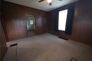 623 S 9th St, Cambridge, OH 43725 - Photo 7