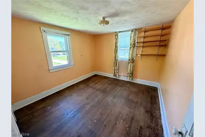 836 Stiles Avenue, Youngstown, OH 44505 - Photo 9