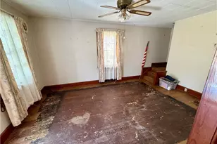 836 Stiles Ave, Youngstown, OH 44505 - Photo 3