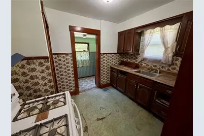 836 Stiles Avenue, Youngstown, OH 44505 - Photo 5