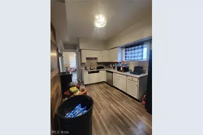 8118 Goodman Avenue, Loveland, OH 44105 - Photo 7