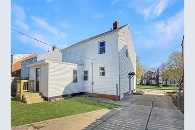 16905 Biltmore Avenue, Loveland, OH 44128 - Photo 11