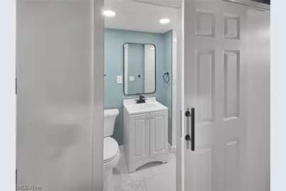 16905 Biltmore Avenue, Loveland, OH 44128 - Photo 47