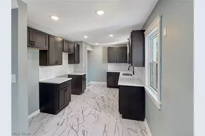 16905 Biltmore Avenue, Loveland, OH 44128 - Photo 23