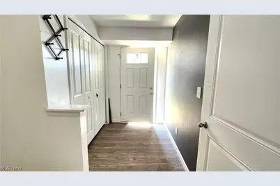 836 Sugarberry Court, Painesville Twp, OH 44077 - Photo 9