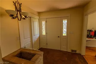 100 Crestwood Cir, Marietta, OH 45750 - Photo 5