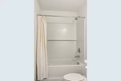 677 Crossings Lane, Akron, OH 44320 - Photo 19