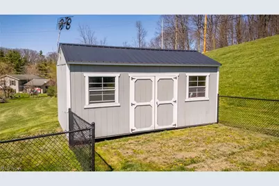 44701 Springbrook Drive, St Clairsville, OH 43950 - Photo 5