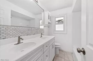 8760 Priem Rd, Strongsville, OH 44149 - Photo 7