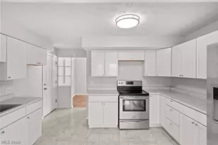 8760 Priem Rd, Strongsville, OH 44149 - Photo 19