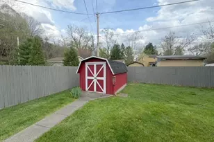 263 Forbes St NE, New Philadelphia, OH 44663 - Photo 23