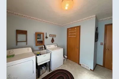 263 Forbes Street NE, New Philadelphia, OH 44663 - Photo 15