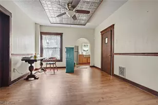 1916 4th St SE, Canton, OH 44707 - Photo 9