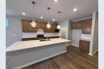 8274 Clydesdale Drive, Mentor, OH 44060 - Photo 5