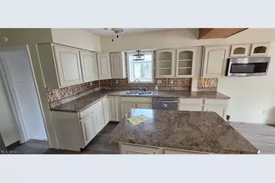 1811 S Green Road, South Euclid, OH 44121 - Photo 7