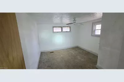 1811 S Green Road, South Euclid, OH 44121 - Photo 11