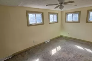 1811 S Green Rd, South Euclid, OH 44121 - Photo 15