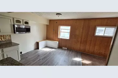1811 S Green Road, South Euclid, OH 44121 - Photo 9