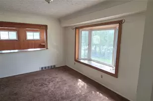 1811 S Green Rd, South Euclid, OH 44121 - Photo 5