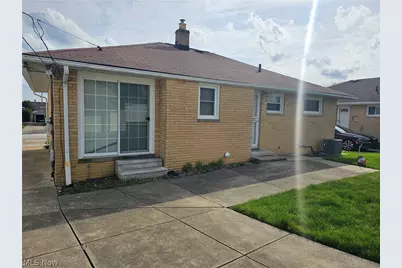 15413 Shirley Avenue, Maple Heights, OH 44137 - Photo 35