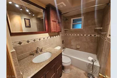 15413 Shirley Avenue, Maple Heights, OH 44137 - Photo 17