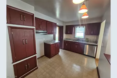 15413 Shirley Avenue, Maple Heights, OH 44137 - Photo 15