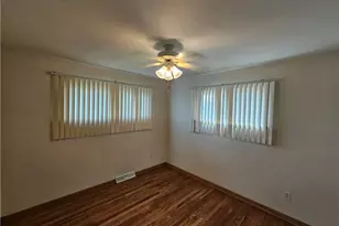 15413 Shirley Ave, Maple Heights, OH 44137 - Photo 11