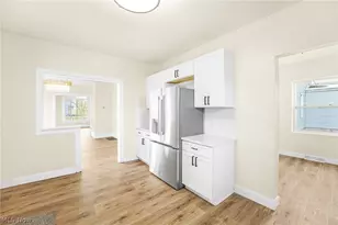322 W 9th St, Lorain, OH 44052 - Photo 13