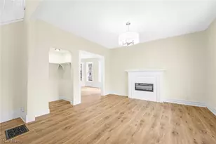 322 W 9th St, Lorain, OH 44052 - Photo 3