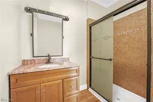 322 W 9th St, Lorain, OH 44052 - Photo 19