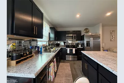105 Zenith Court, Eastlake, OH 44095 - Photo 5