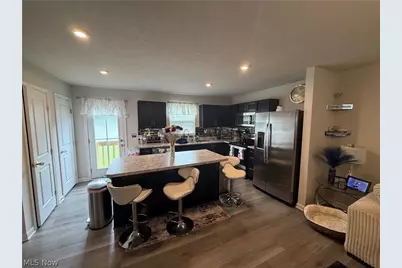 105 Zenith Court, Eastlake, OH 44095 - Photo 5