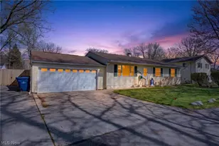 5709 Davis Dr, Mentor, OH 44060 - Photo 3