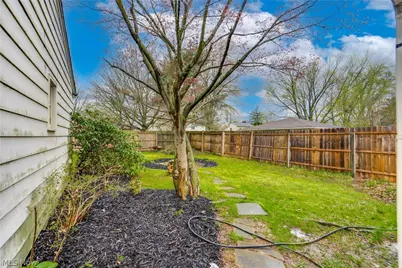 584 N Hawkins Avenue, Akron, OH 44313 - Photo 29