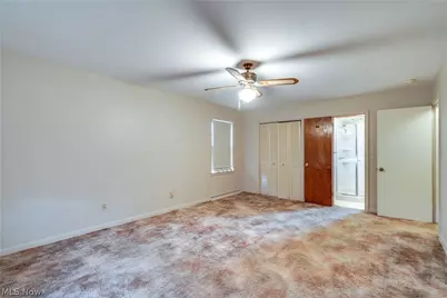 584 N Hawkins Avenue, Akron, OH 44313 - Photo 17