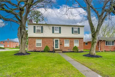 584 N Hawkins Avenue, Akron, OH 44313 - Photo 3