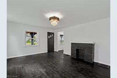 19392 Renwood Avenue, Euclid, OH 44119 - Photo 7
