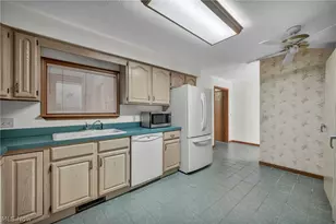9217 Bechtel Rd, Elyria, OH 44035 - Photo 39