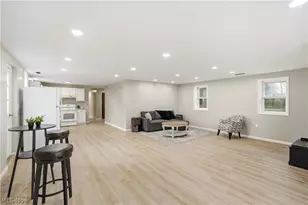 1727 1/2 State Route 60, Ashland, OH 44805 - Photo 3