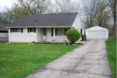 4567 Canterbury Road, North Olmsted, OH 44070 - Photo 1