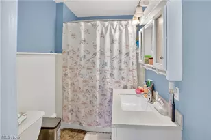 363 Seeley St, Amherst, OH 44001 - Photo 25